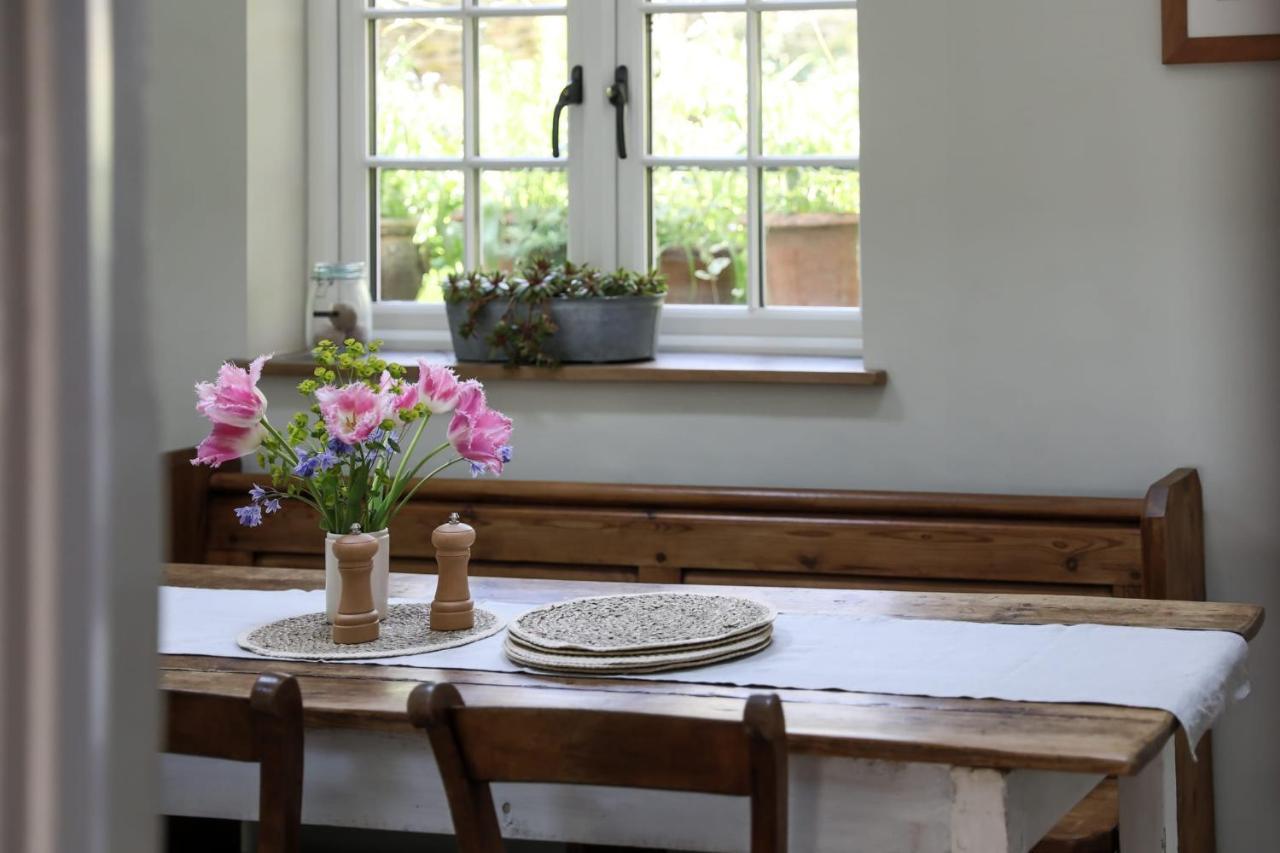 Coombers Mead Cottage Τέτμπουρι Εξωτερικό φωτογραφία